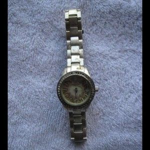 Fossil Watch Damaged See Pics Diamond Gem Stone Bordered Face Silver Band Links